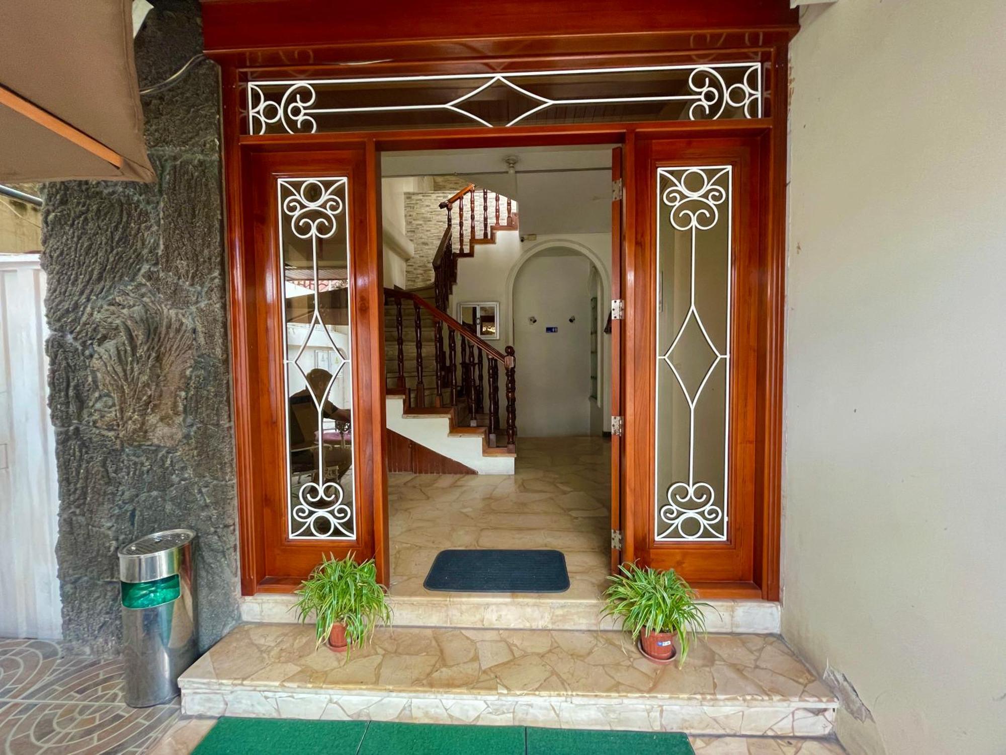 Villa Garza Inn Guayaquil Exterior foto